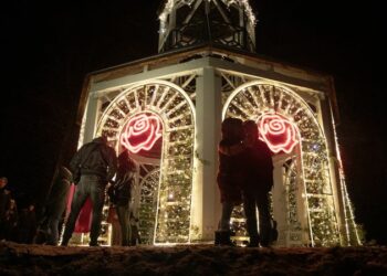 Miało być pięknie, tymczasem Iluminacji w Zatoniu nie będzie. „Pieniądze ważniejsze od uroków Świąt?”