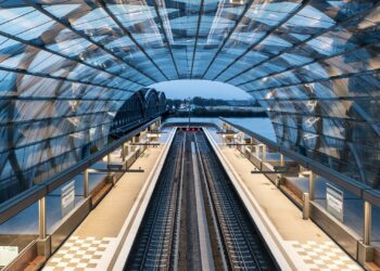 Kłamstwo nie zastąpi wzrostu. Polska gospodarka zwolniła prawie do zera