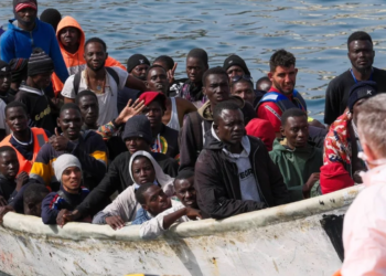 Nielegalni imigranci wkrótce pojawią się na naszych ulicach. Rząd zgodził się na relokalcję