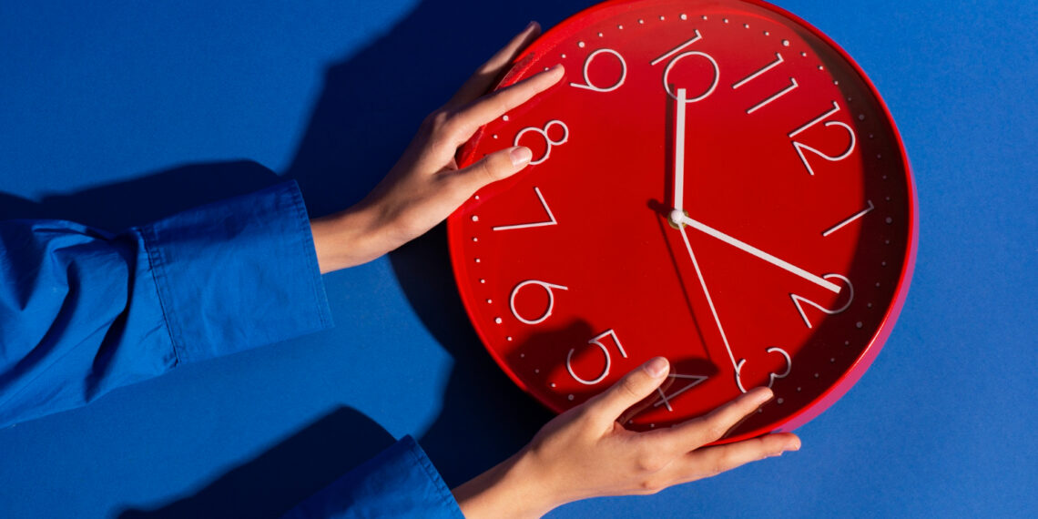 Zegar absurdu: Dlaczego UE woli „ratować klimat” zamiast zdrowie obywateli 1 zegar-absurdu-ue-klimat-zdrowie