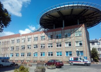 Platforma podprowadziła 260 mln przeznaczonych na onkologię. Miała oddać w marcu…