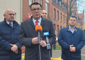 Politycy PiS ostrzegają: doszło do zapaści i bankructwa służby zdrowia