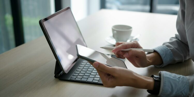 Abonament rtv od wszystkiego co ma ekran. WSA: firmy też muszą wybulić na likwidację