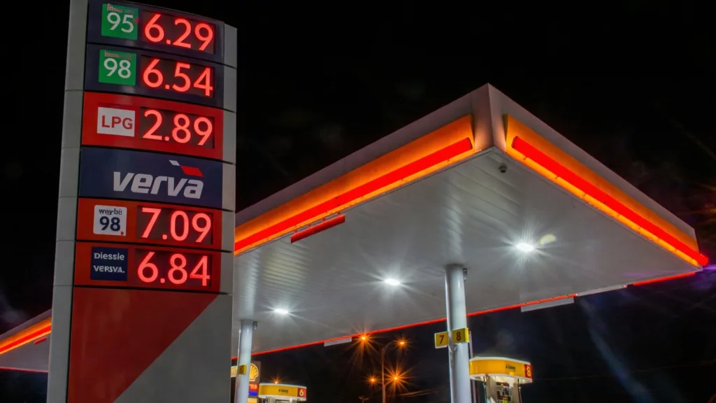 Drożyzna na stacjach paliw. Obajtek: Orlen nie stabilizuje rynku!